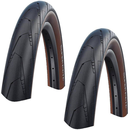 S_MOTO_27-24_BW_TWO-TYRES_AA9